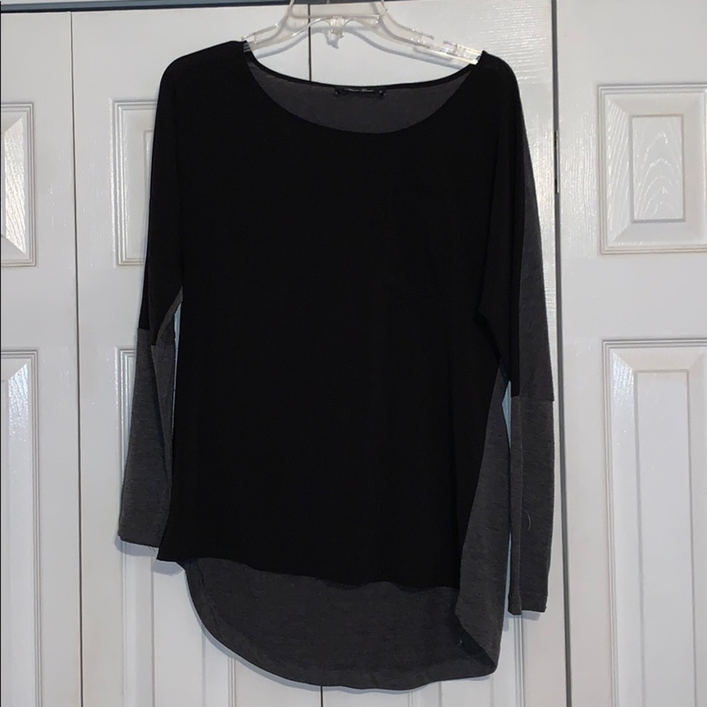 Long Sleeve Grey/Black top